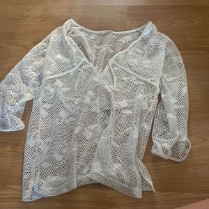 Unknown Brand. White Bathing suit cover up.